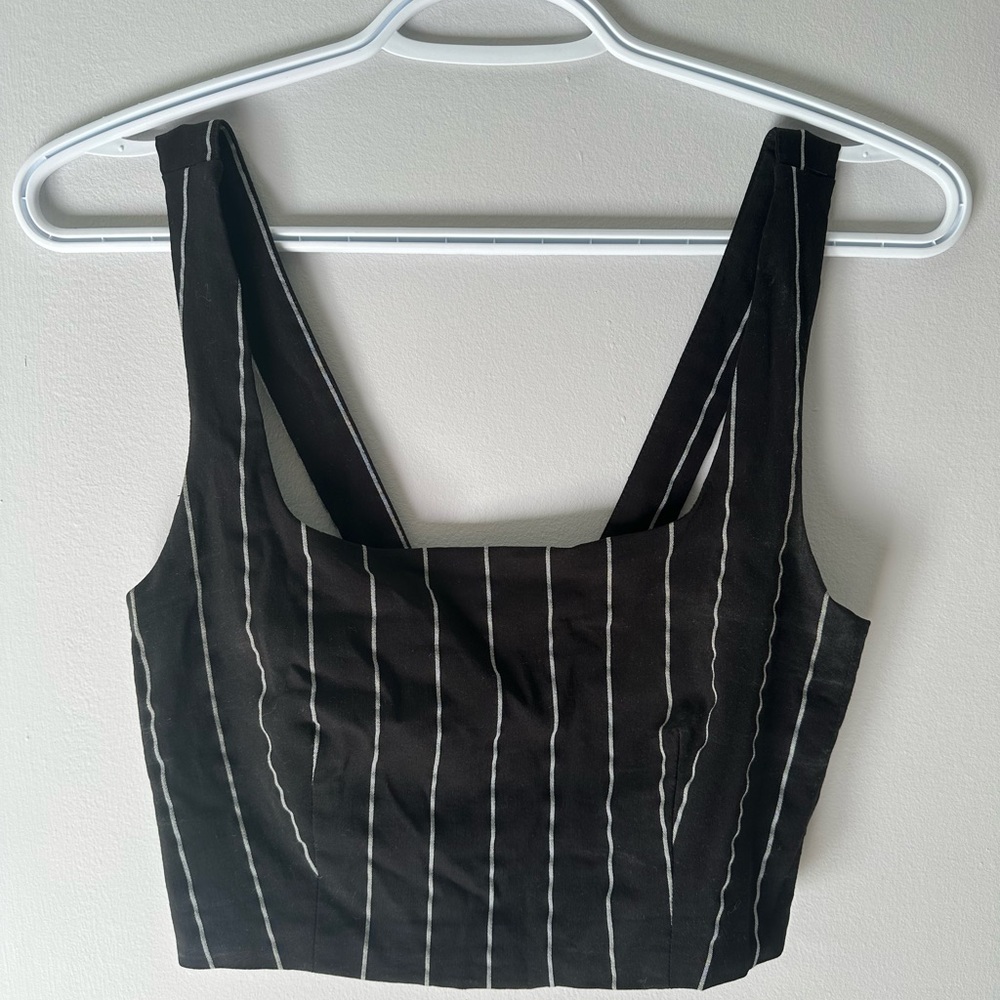 h&m cropped top!
